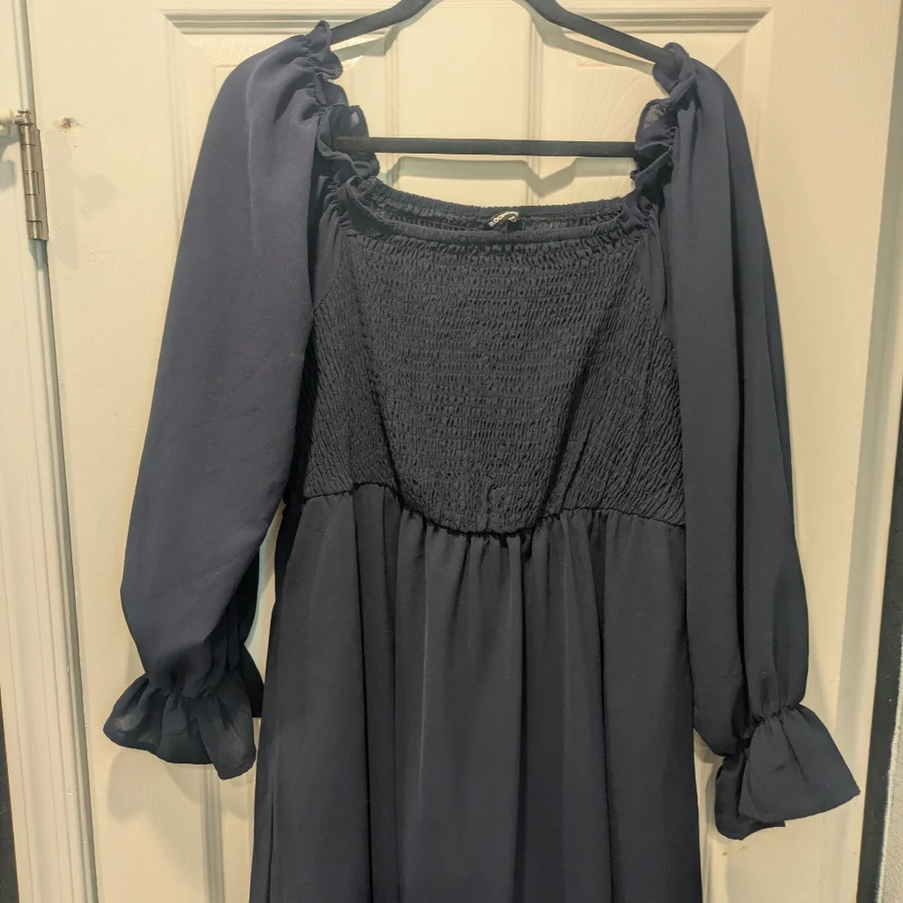 Bloomchic Elegant Navy Long Sleeve Dress - Picture 2 of 4